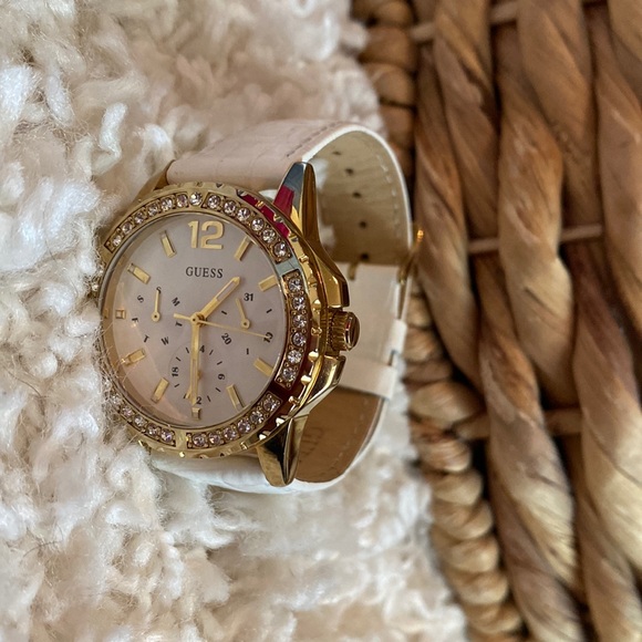Guess Accessories - Guess Genuine Leather Watch